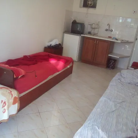 вилна зона златни пясъци, спирка ален мак Vendégház Várna