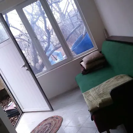 вилна зона златни пясъци, спирка ален мак Várna