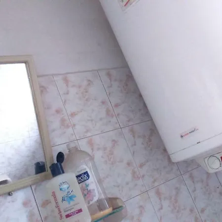 вилна зона златни пясъци, спирка ален мак Vendégház Várna