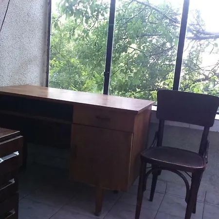 вилна зона златни пясъци, спирка ален мак Vendégház